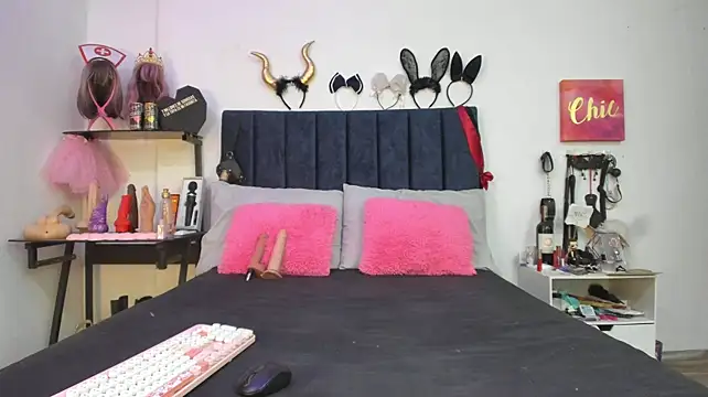 emmily_giraldo's Live XXX Chat