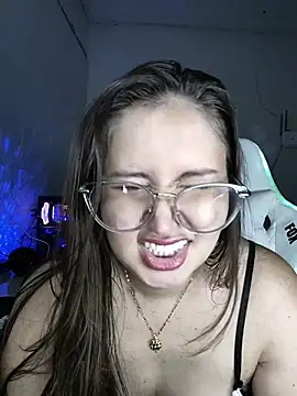 Show de Fetichista23 na webcam