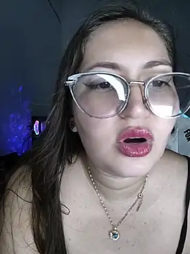 Show de Fetichista23 na webcam