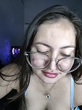 Show de Fetichista23 na webcam