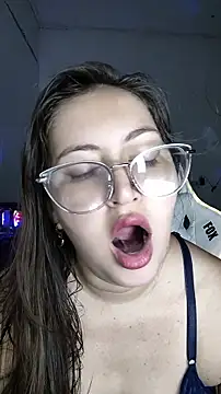 Show de Fetichista23 na webcam