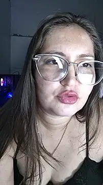 Živá chatovací místnost Fetichista23