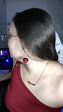 Fetichista23 élő chatszobája