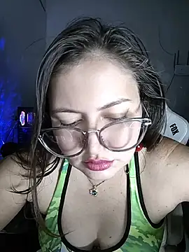 Show de Fetichista23 na webcam