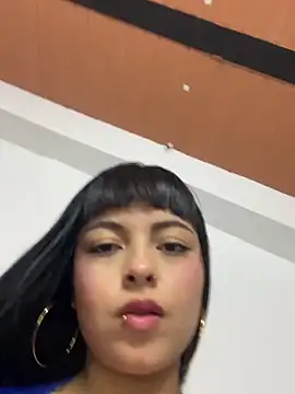 Dulce-diosa Show in webcam