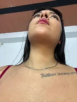 Dulce-diosa's Live XXX Chat