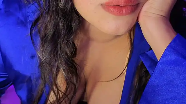 Lilith_Diva0 Adlı Modelin Canlı XXX Sohbeti