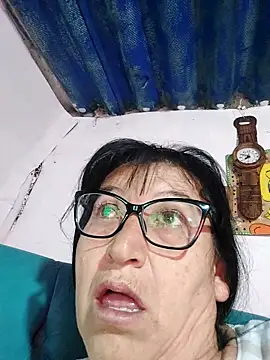 Sala de chat en directo de clarita_01