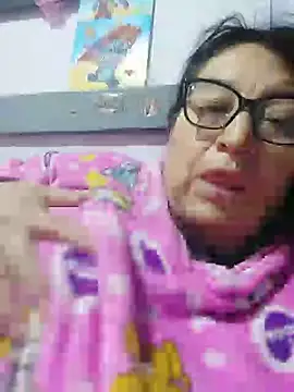 clarita_01's Webcam Show