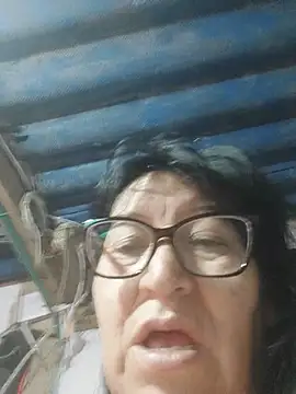 clarita_01 在線直播表演