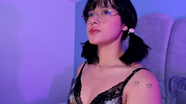 צ'אט XXX בשיד ור חי של kristal_aitana