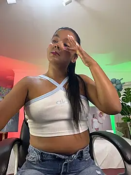 JANYLOVE__ Chat XXX in diretta