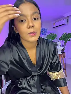 XXX chat uživo modela JANYLOVE__