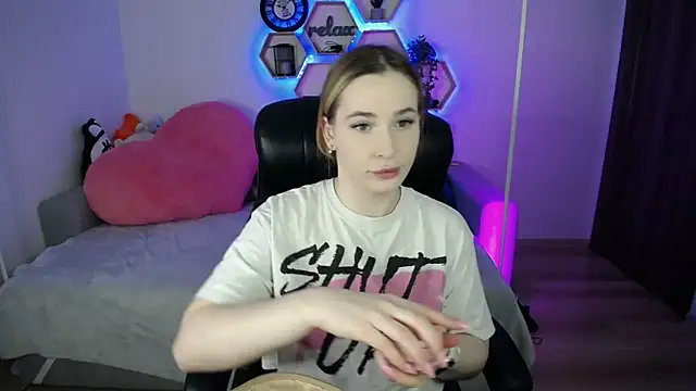 SabrinViolet 即時聊天室