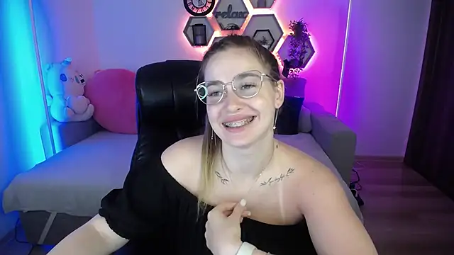 SabrinViolet 网络视讯表演