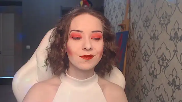 FascinatingEyess Show in webcam