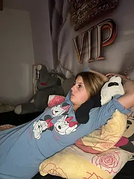 Luna1114 webkamerás műsora