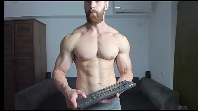 ZkkBltz Show in webcam
