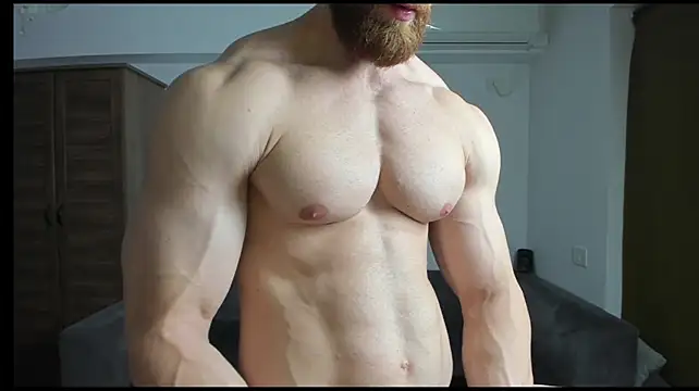 ZkkBltz Webcam show