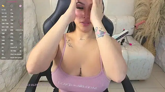 Dakotha_v_ Chat XXX in diretta