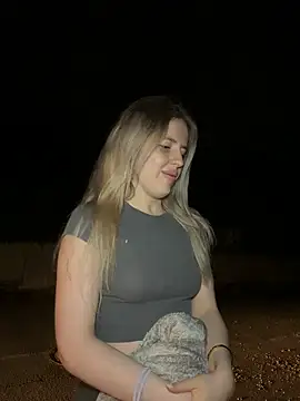 Holly-Glamour – live chatrum