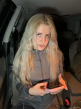 عرض كام Holly-Glamour