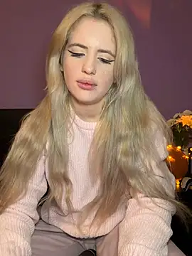 Holly-Glamour Webcamshow