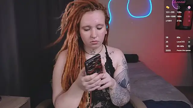 The_Full_Red_Moon's Live XXX Chat