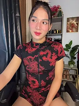 Show modela Ts_alison69 na web-kameri