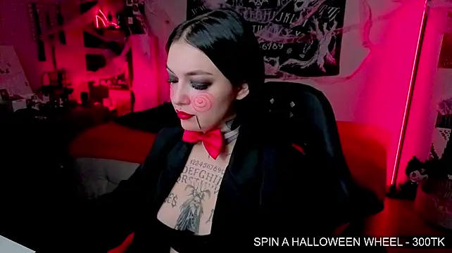 Magic_Allie Show in webcam