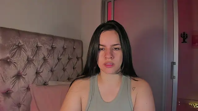 Alanna_Love__ Chat XXX in diretta