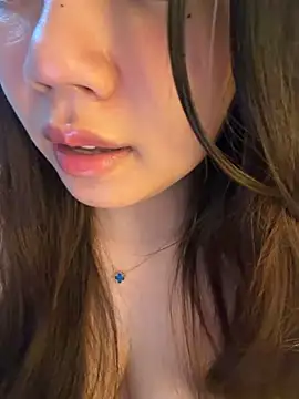 Hanna230's Webcam Show