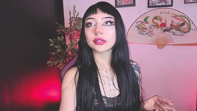 catipetite Adlı Modelin Canlı XXX Sohbeti