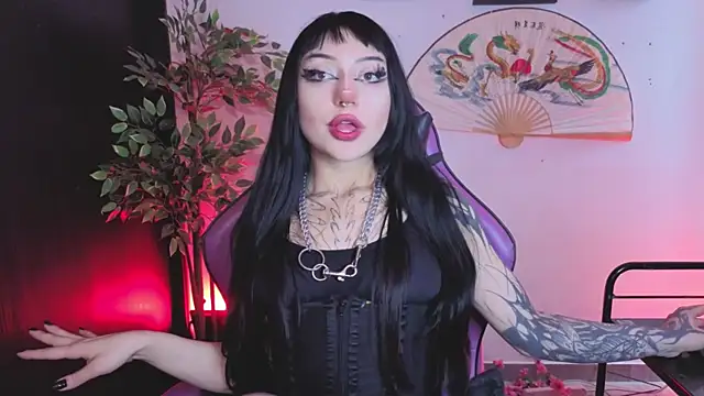 catipetite Chat XXX in diretta