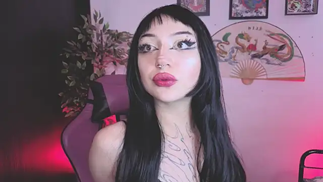 catipetite's Live XXX Chat