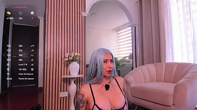 Milana_smirnov 网络视讯表演