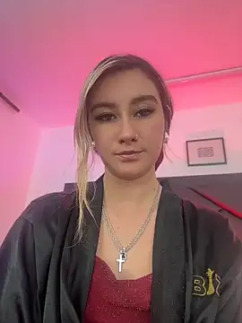 MaryDeniro Chat XXX in diretta