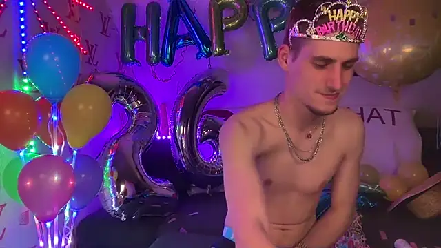 Pokazy przed kamerką – Cookieboy88