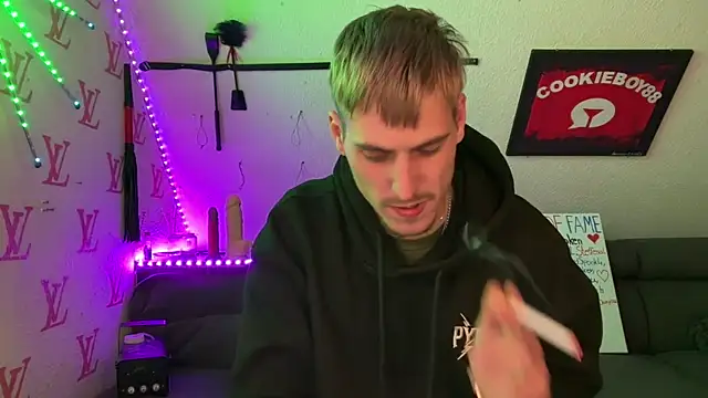 Cookieboy88 Show Webcam