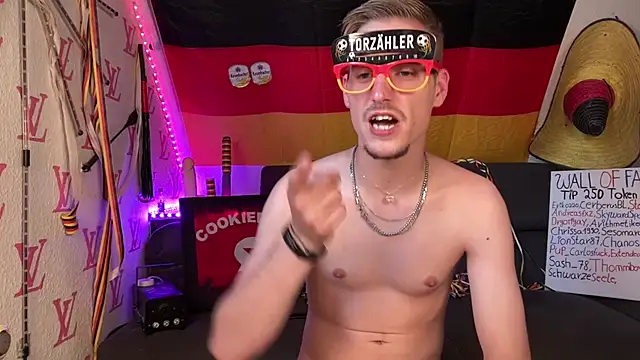 Cookieboy88's Webcam Show