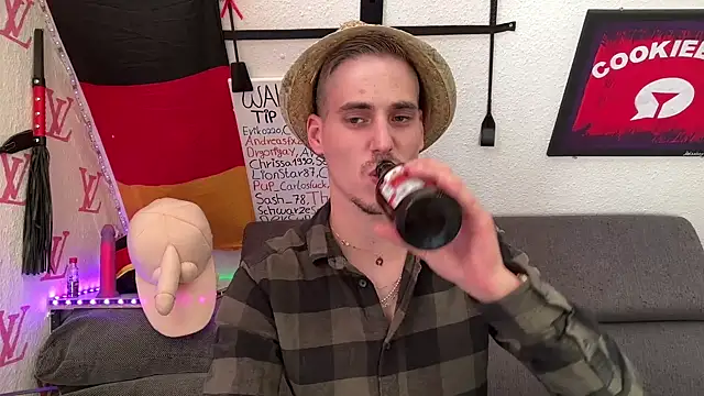 Cookieboy88 webcam show