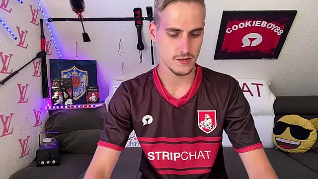 Cookieboy88 webcam show