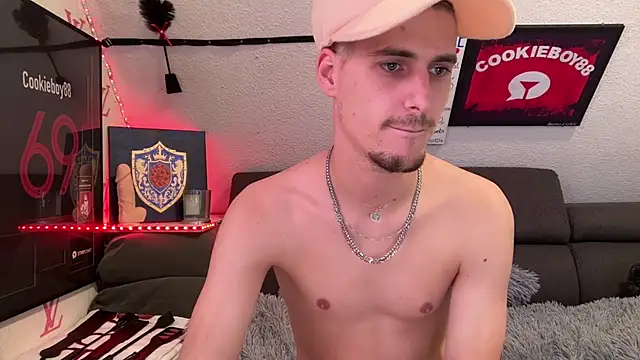 Cookieboy88: вебкам-шоу