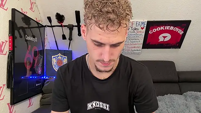 Cookieboy88 Show Webcam