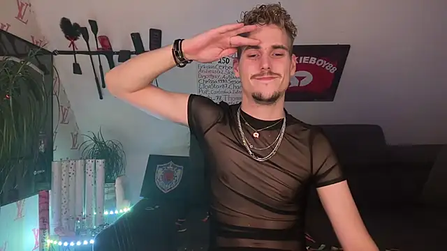 Show modela Cookieboy88 na web-kameri