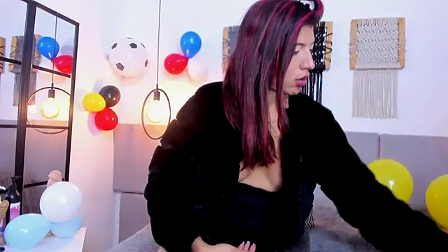 Sweet_camille Adlı Modelin Web Kamerası Şovu