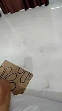 Онлайн  чат XXX Flirtandfuck0