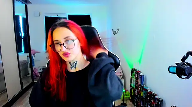 your_tora's Webcam Show