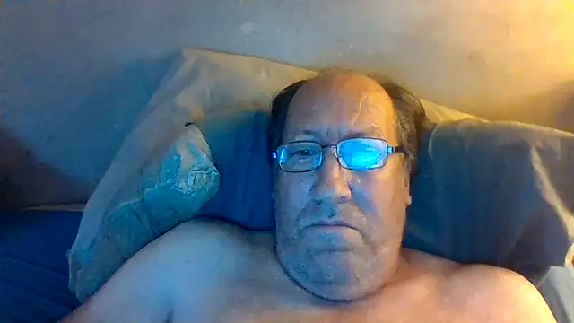 Pokazy przed kamerką – hornyrich69