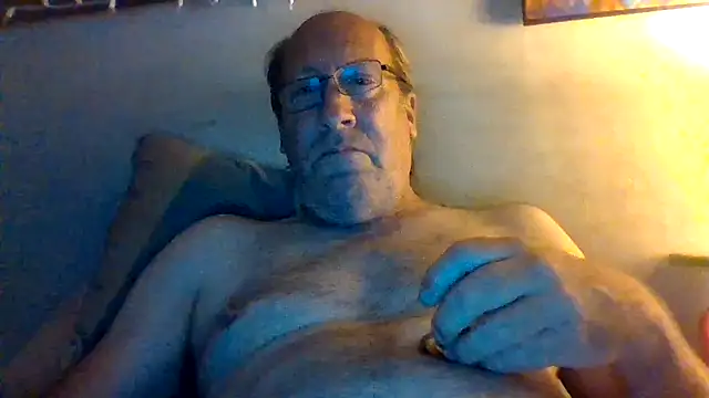 hornyrich69's Webcam Show
